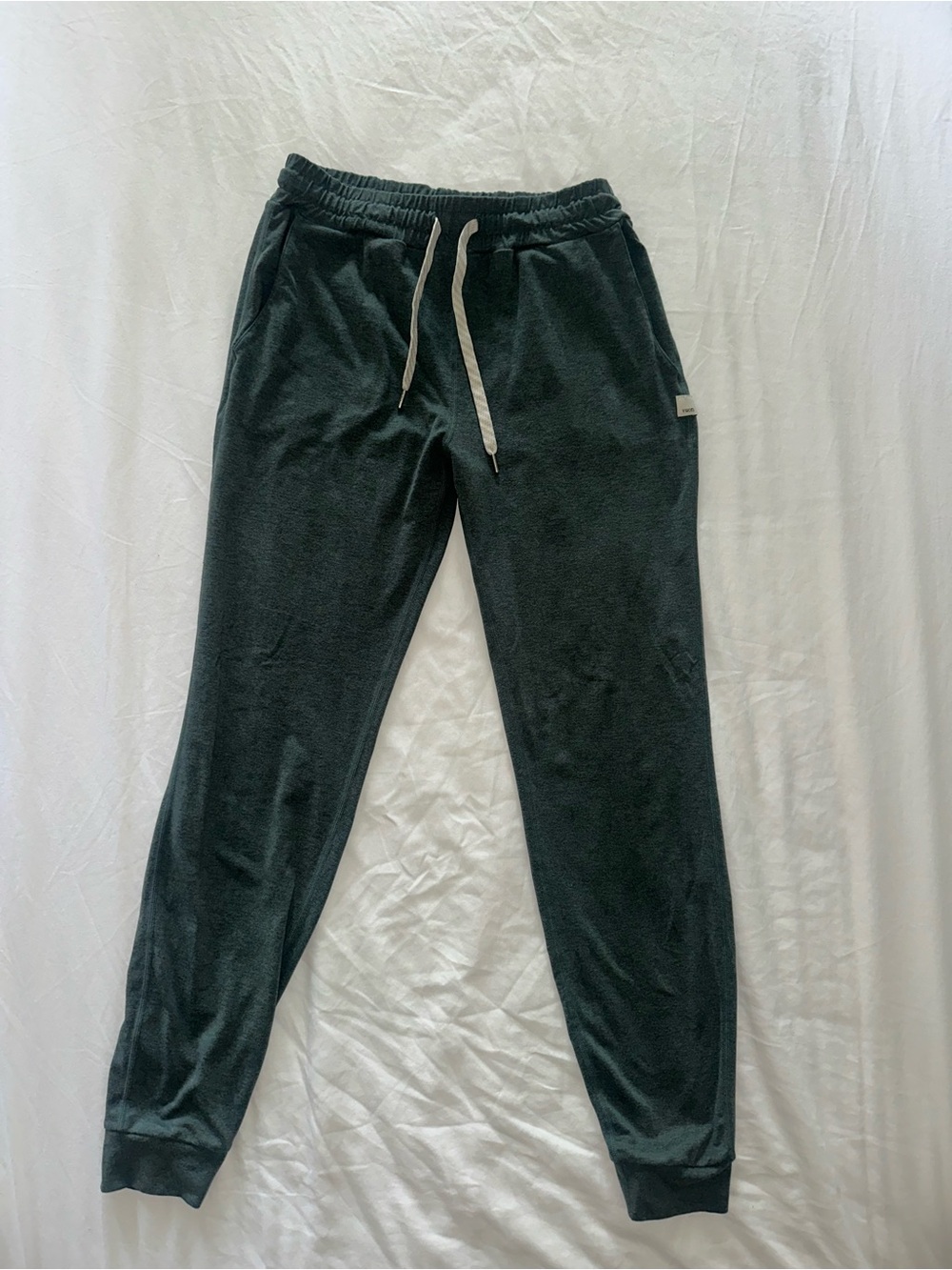 Vuori - Forest Green “Performance Jogger” XXS